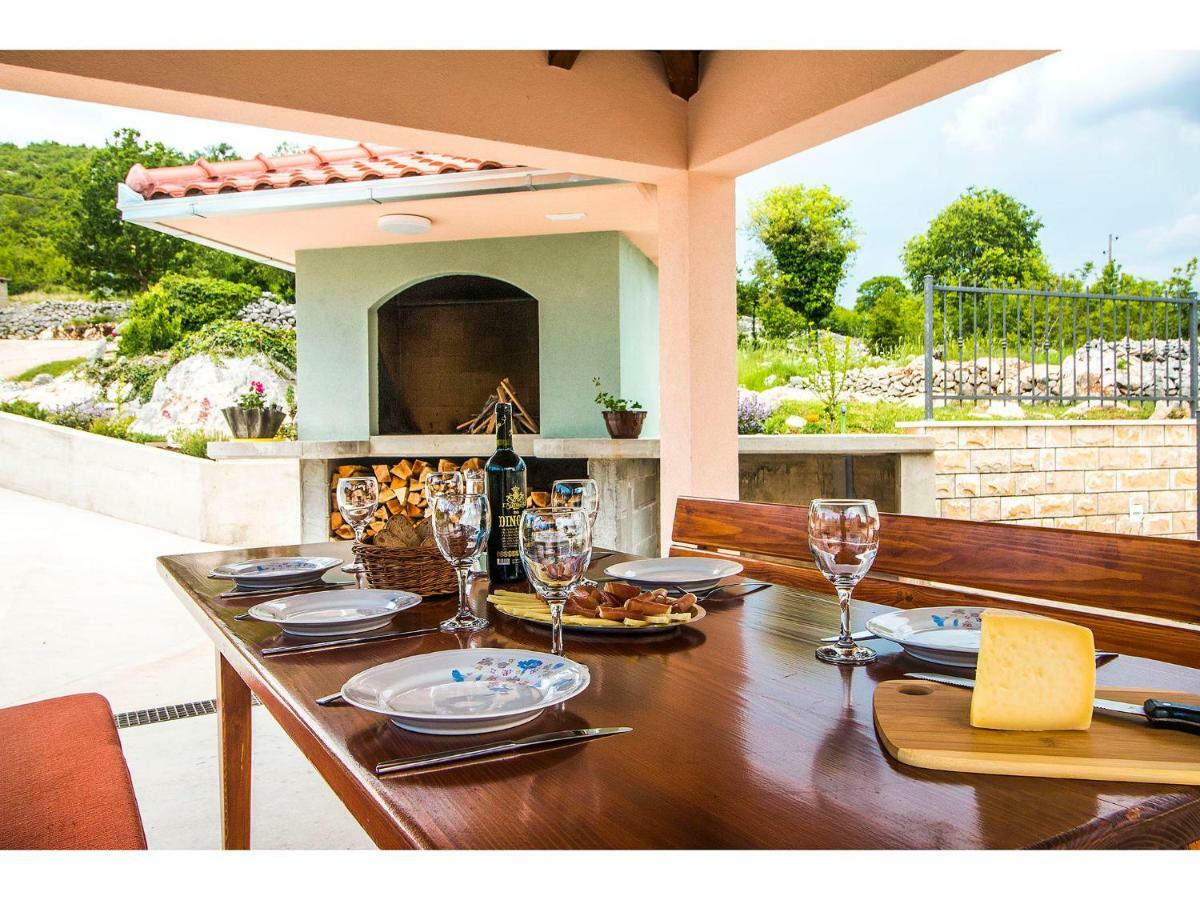 Villa Katja 오미스 외부 사진